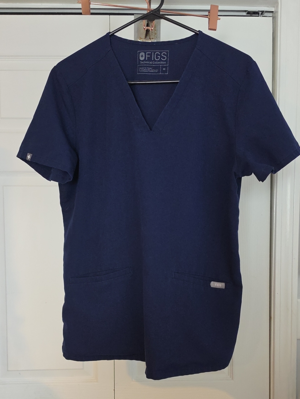 Figs Women's Navy V-Neck Scrub Top - Deep Navy